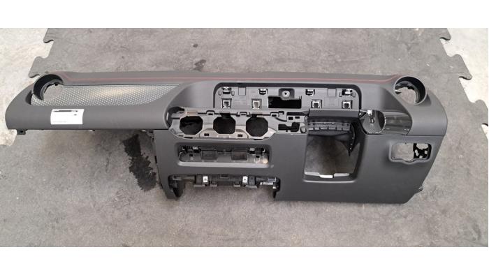 Używane Panel Mercedes EQA (N243) 250 67 kWh Cena € 532,40 Z VAT oferowane przez Autohandel Didier