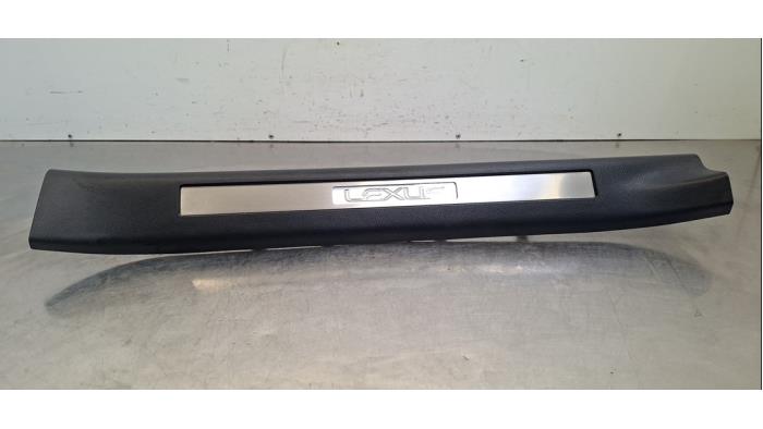 Begagnade Innerbelysning Lexus RX (L2) Pris € 36,30 Inklusive moms erbjuds av Autohandel Didier