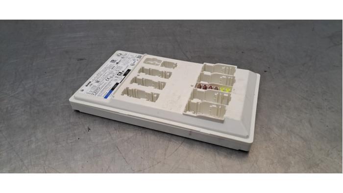Used Body control computer BMW i5 (G60) eDrive40 84 kWh Price € 266,20 Inclusive VAT offered by Autohandel Didier