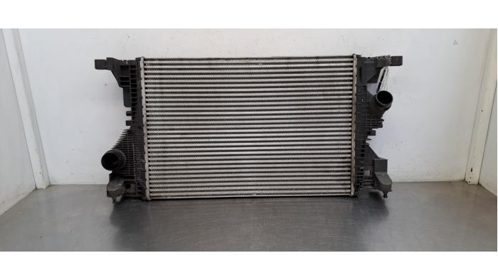 Used Intercooler Mercedes B (W247) 1.3 B-180 Turbo 16V Price € 266,20 Inclusive VAT offered by Autohandel Didier