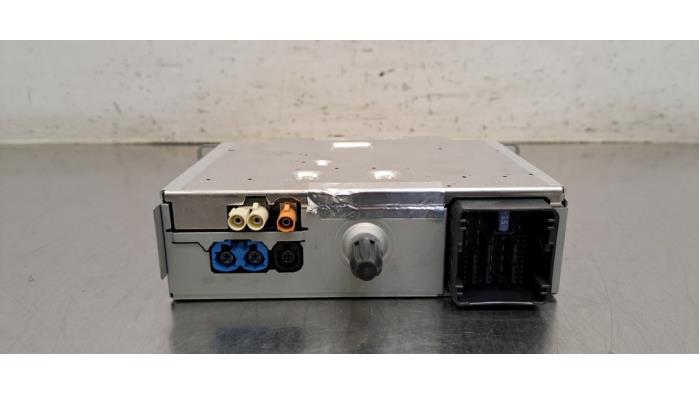 Używane Modul radiowy Peugeot Partner (EA//EF/EN/EU) 1.5 BlueHDi 100 Cena € 399,30 Z VAT oferowane przez Autohandel Didier