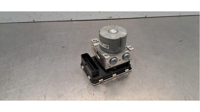 Begagnade ABS-pump MG HS/EHS I (AS23) 1.5 EHS T-GDI Hybrid Pris € 266,20 Inklusive moms erbjuds av Autohandel Didier