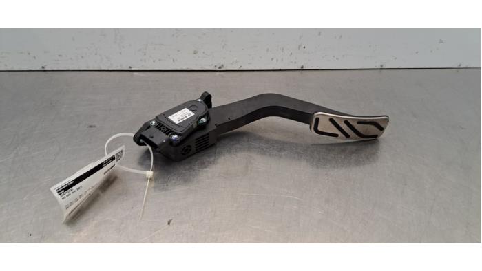 Begagnade Gaspedal MG HS/EHS I (AS23) 1.5 EHS T-GDI Hybrid Pris € 48,40 Inklusive moms erbjuds av Autohandel Didier