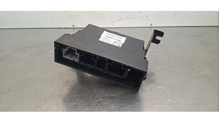 Używane Modul keyless vehicle MG ZS EV 45 kWh Cena € 60,50 Z VAT oferowane przez Autohandel Didier