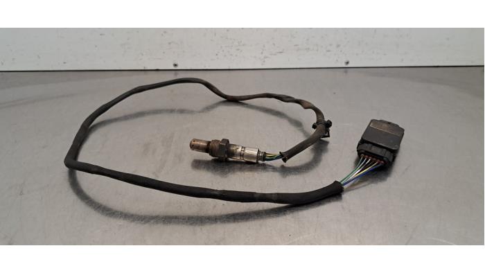 Usados Sensor Nox BMW 5 serie (G30) 520d 2.0 TwinPower Turbo 16V Precio € 163,35 IVA incluido ofrecido por Autohandel Didier