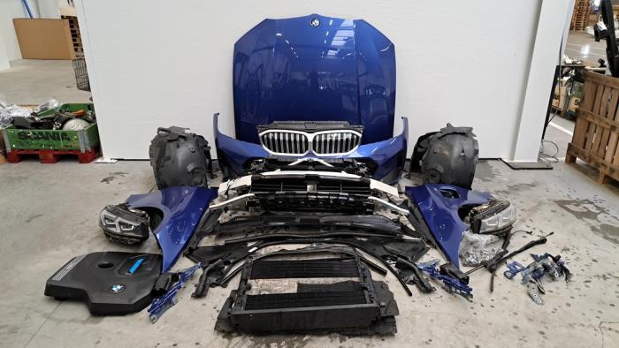 Używane Przód kompletny BMW 3 serie Touring (G21) 330e 2.0 TwinPower Turbo 16V Cena € 5.082,00 Z VAT oferowane przez Autohandel Didier
