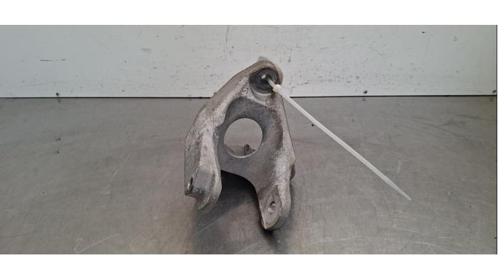 Used Engine mount Renault Megane E-Tech (RCB) 60 kWh Price € 42,35 Inclusive VAT offered by Autohandel Didier