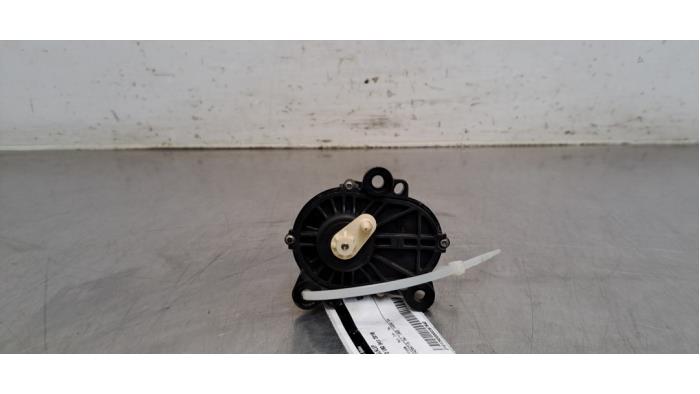 Begagnade Vortexventil Volvo V60 II (ZW) 2.0 D3 16V Pris € 48,40 Inklusive moms erbjuds av Autohandel Didier
