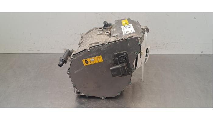 Dynamo van een BMW X1 (U11) xDrive 25e 1.5 TwinPower Turbo 12V 2023
