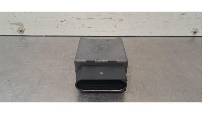 Usagé Module pompe carburant Audi A1 Sportback (GBA) 1.0 25 TFSI 12V Prix € 18,15 Prix TTC proposé par Autohandel Didier