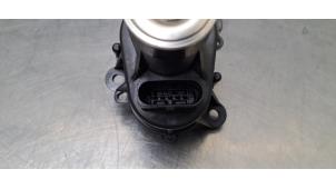Drosselklappe van een Volvo S80 (AR/AS) 2.0 D4 16V 2016
