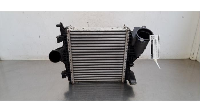 Usados Intercooler Porsche Cayenne III (9YA) 4.0 V8 Turbo 32V E-Hybrid Precio € 266,20 IVA incluido ofrecido por Autohandel Didier