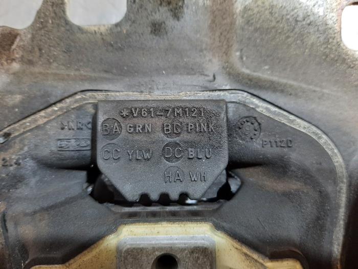 Engine mount from a Ford Kuga II (DM2) 1.5 EcoBoost E85 16V 150 2019