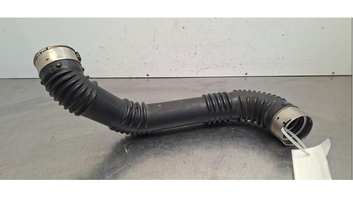 Gebrauchte Intercooler Rohr Mercedes CLA Shooting Brake (118.6) 1.3 CLA-250 e Turbo 16V Preis € 96,80 Mit Mehrwertsteuer angeboten von Autohandel Didier