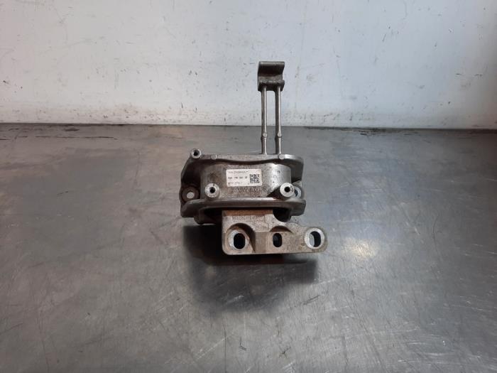 Used Engine mount Volkswagen Golf Price € 42,35 Inclusive VAT offered by Autohandel Didier