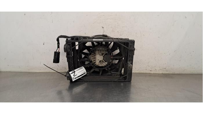 Używane Wentylator Volvo XC90 II 2.0 T8 16V Twin Engine AWD Cena € 163,35 Z VAT oferowane przez Autohandel Didier