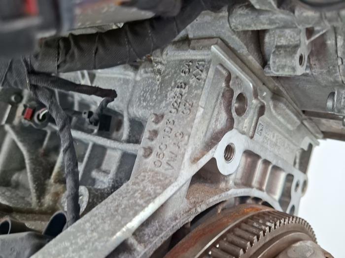 Engine from a Seat Ibiza V (KJB) 1.0 MPI 12V 2021
