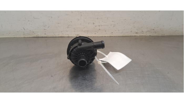 Begagnade Extra vattenpump Opel Frontera (OV24) Electric 44/54 kWh Pris € 24,20 Inklusive moms erbjuds av Autohandel Didier