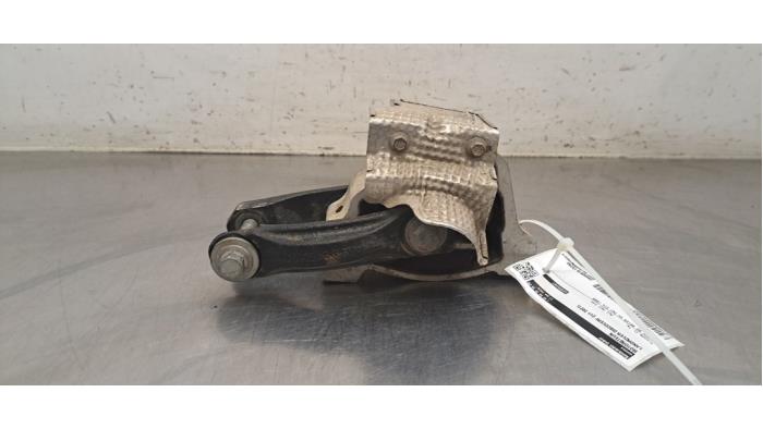Used Engine mount Landrover Discovery Sport (LC) 2.0 D165 MHEV 16V AWD Price € 60,50 Inclusive VAT offered by Autohandel Didier