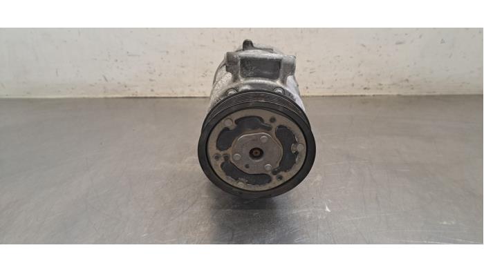 Gebrauchte Klimapumpe Volkswagen Golf VIII (CD1) 2.0 TDI BlueMotion 16V Preis € 102,85 Mit Mehrwertsteuer angeboten von Autohandel Didier