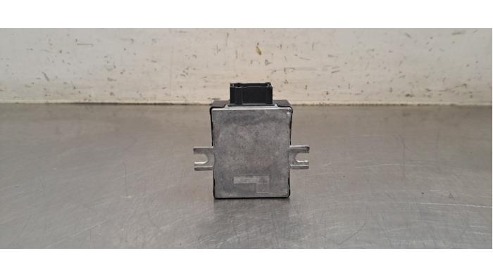 Usagé Module pompe carburant BMW 5 serie Touring (G31) 518d 2.0 TwinPower Turbo 16V Mild Hybrid Prix € 60,50 Prix TTC proposé par Autohandel Didier