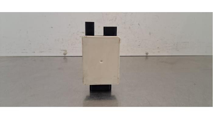 Usagé Module pompe carburant Renault Trafic (1FL/2FL/3FL/4FL) 2.0 dCi 16V 130 Prix € 60,50 Prix TTC proposé par Autohandel Didier