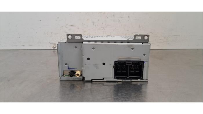 Używane Modul radiowy Ford Transit Custom 2.0 TDCi 16V Eco Blue 130 Cena € 199,65 Z VAT oferowane przez Autohandel Didier