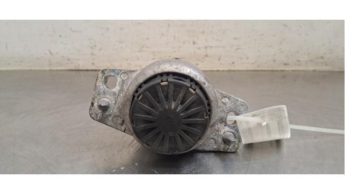 Usagé Support moteur Jaguar F-Pace 2.0 D 180 16V AWD Prix € 48,40 Prix TTC proposé par Autohandel Didier