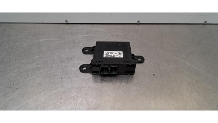 Usados Módulo Gateway Citroen Jumper (U9) ë-Jumper 110 kWh Precio € 84,70 IVA incluido ofrecido por Autohandel Didier