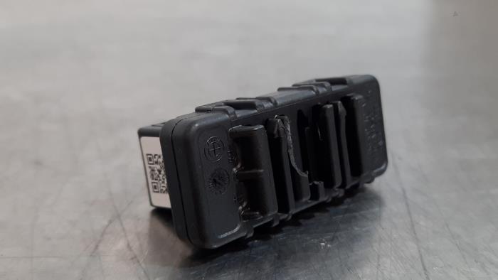 Gebrauchte Sonstige BMW 1 serie (F40) 118i 1.5 TwinPower 12V Preis € 12,10 Mit Mehrwertsteuer angeboten von Autohandel Didier