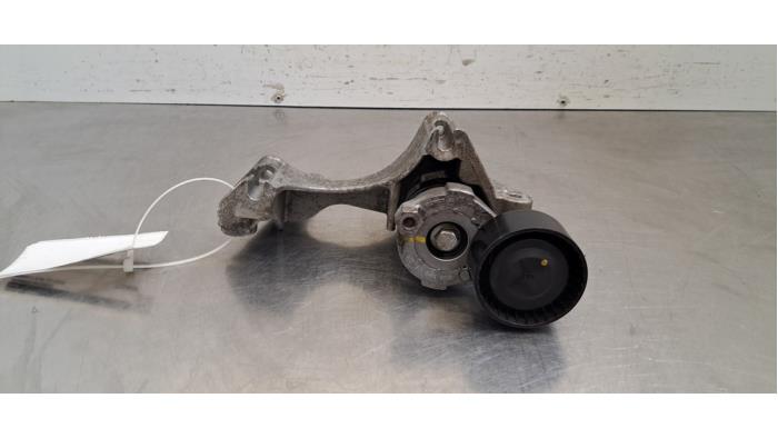 Gebrauchte Spanner sonstige Renault Clio IV (5R) 0.9 Energy TCE 90 12V Preis € 36,30 Mit Mehrwertsteuer angeboten von Autohandel Didier