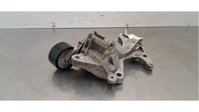 Spanner sonstige van een Renault Clio IV (5R) 0.9 Energy TCE 90 12V 2019