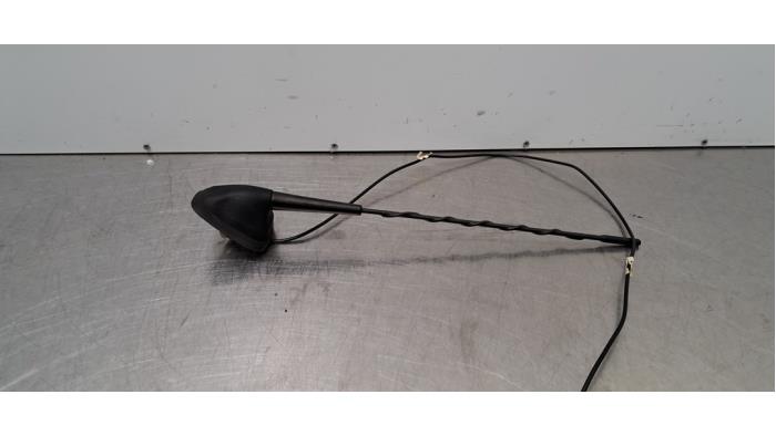 Używane Antena Renault Master III (MA/MB/MC/MD/MH/MF/MG/MH) 2.3 dCi 135 16V FWD Cena € 60,50 Z VAT oferowane przez Autohandel Didier