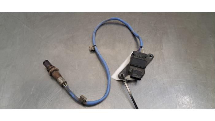 Begagnade NOx-sensor Mercedes Vito (447.6) 2.0 116 CDI 16V Pris € 102,85 Inklusive moms erbjuds av Autohandel Didier