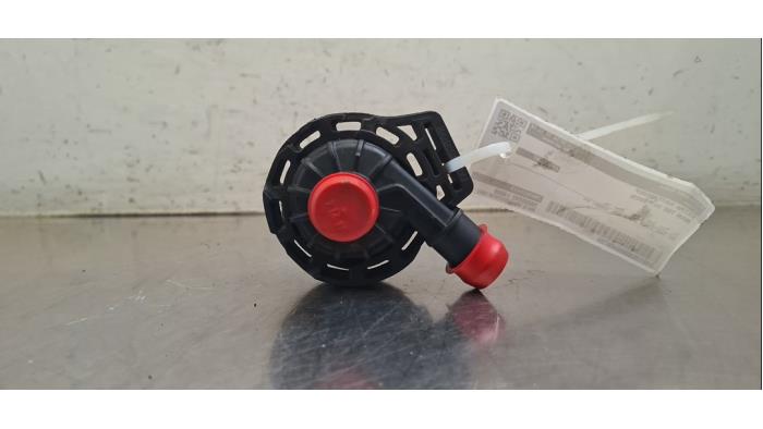 Begagnade Extra vattenpump MAN TGE 2.0 TDI Pris € 36,30 Inklusive moms erbjuds av Autohandel Didier