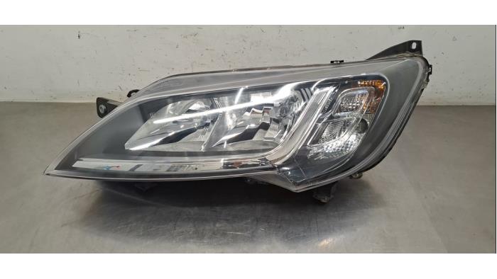 Używane Reflektor lewy Peugeot Boxer (U9) e-Boxer 75 kWh Cena € 266,20 Z VAT oferowane przez Autohandel Didier