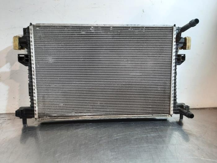Used Radiator Volkswagen Tiguan (AD1) 2.0 TDI 16V BlueMotion Technology SCR Price € 133,10 Inclusive VAT offered by Autohandel Didier