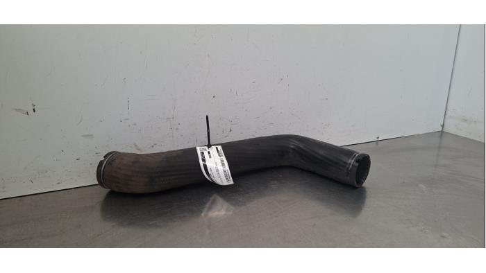 Gebrauchte Intercooler Schlauch Iveco New Daily VI 35C18,35S18,40C18,50C18,60C18,65C18,70C18 Preis € 36,30 Mit Mehrwertsteuer angeboten von Autohandel Didier