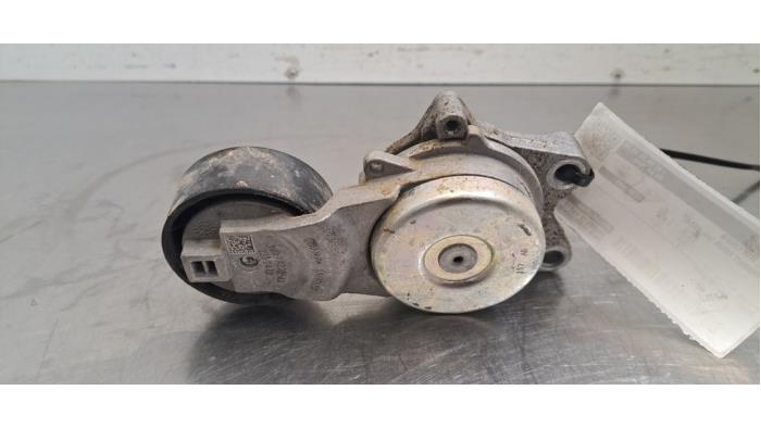 Usados Rodillo tensor correa múltiple Ford Transit Courier 1.5 EcoBlue Precio € 24,20 IVA incluido ofrecido por Autohandel Didier