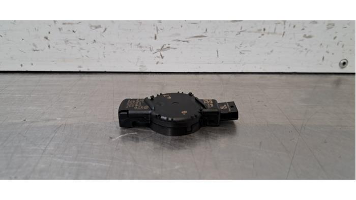 Begagnade Regnsensor Mini Clubman (F54) 1.5 One D 12V Pris € 60,50 Inklusive moms erbjuds av Autohandel Didier