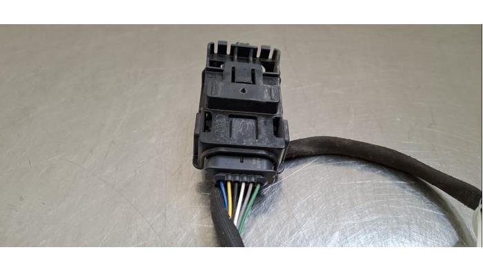 Lambda probe from a Audi A6 Avant (C8) 2.0 35 TDI Mild hybrid 2023