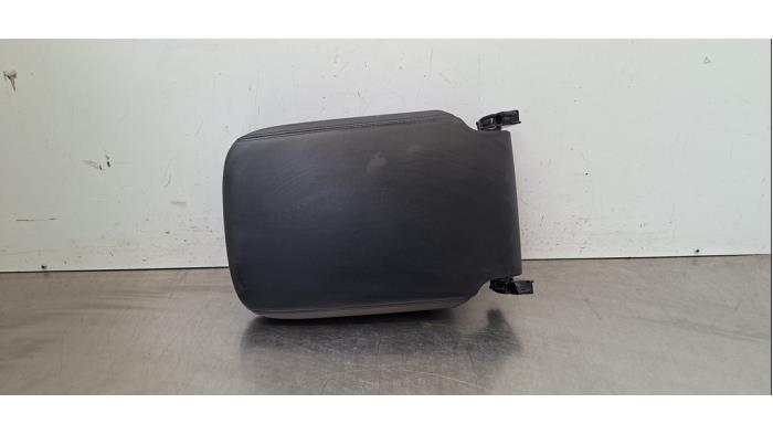 Begagnade Armstöd Landrover Range Rover Sport (LW) 3.0 V6 P400 Pris € 199,65 Inklusive moms erbjuds av Autohandel Didier