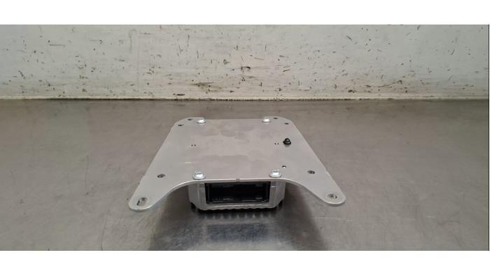 Ignition module from a BMW X6 (E71/72) xDrive30d 3.0 24V 2012