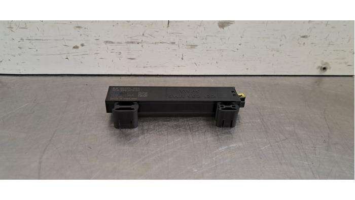 Używane Keyless Entry-Antena Skoda Superb Combi (NZ5) 2.0 TDI SCR Cena € 12,10 Z VAT oferowane przez Autohandel Didier