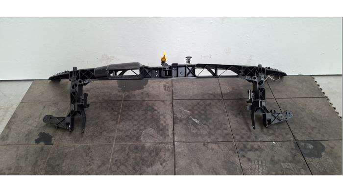 Begagnade Front Mercedes GLB (247.6) 2.0 GLB-200d 4-Matic Pris € 181,50 Inklusive moms erbjuds av Autohandel Didier