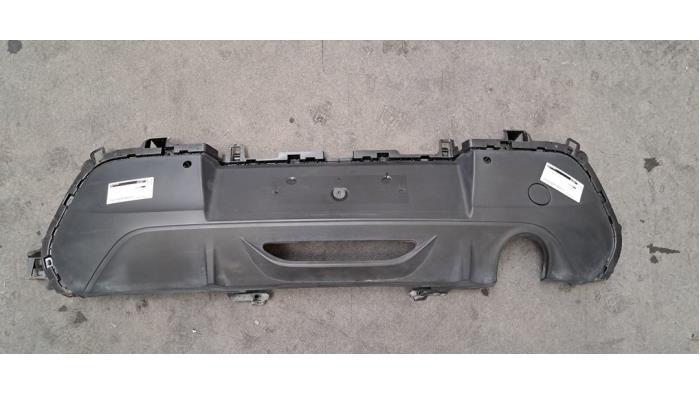 Begagnade Diffuser, bakre stötfångare Peugeot 208 II (UB/UH/UP) 1.2 Vti 12V PureTech 75 Pris € 102,85 Inklusive moms erbjuds av Autohandel Didier