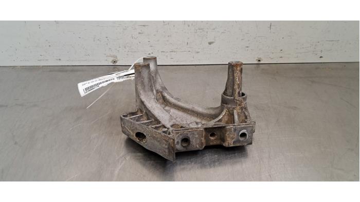 Engine mount Volkswagen Tiguan (AD1), 2016 / 2024 2.0 TDI 16V BlueMotion Technology SCR, SUV, Diesel, 1,968cc, 85kW (116pk), FWD, DFGC, 2016-05 / 2019-07 (Used)