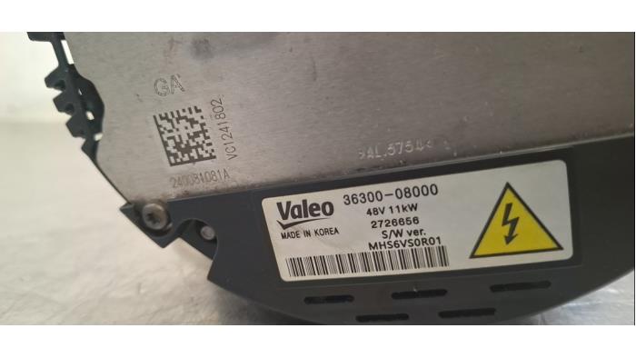 Dynamo van een Hyundai i30 (PDEB5/PDEBB/PDEBD/PDEBE) 1.5 T-GDI 16V Hybrid 48V 2024
