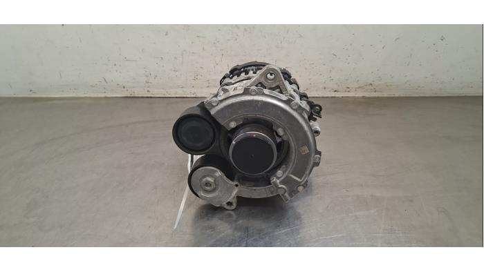 Begagnade Dynamo Hyundai i30 (PDEB5/PDEBB/PDEBD/PDEBE) 1.5 T-GDI 16V Hybrid 48V Pris € 266,20 Inklusive moms erbjuds av Autohandel Didier
