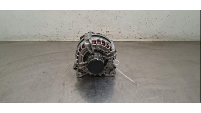 Begagnade Dynamo Volkswagen Polo VI (AW1) 1.0 MPI 12V Pris € 102,85 Inklusive moms erbjuds av Autohandel Didier